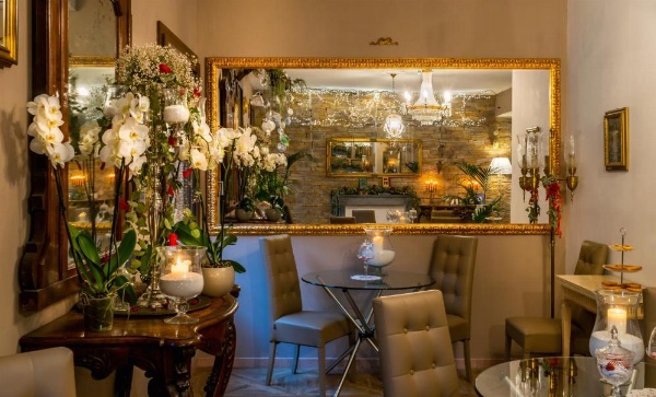 051 Room & Breakfast image 19