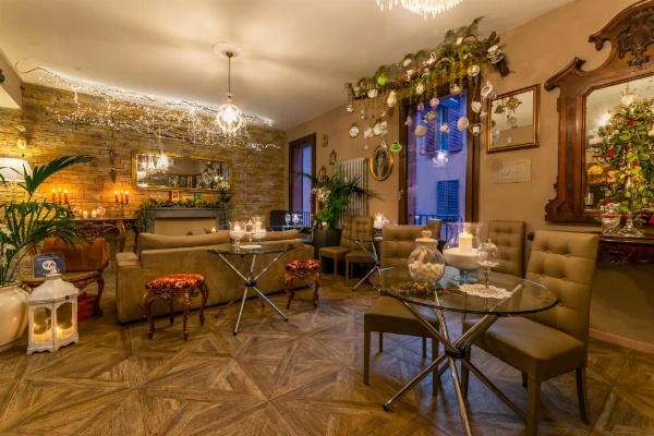 051 Room & Breakfast image 27