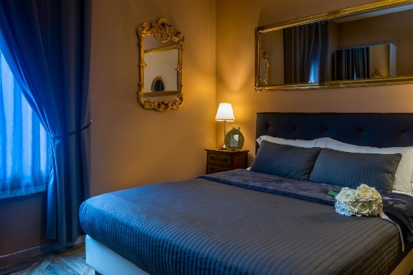 051 Room & Breakfast image 7